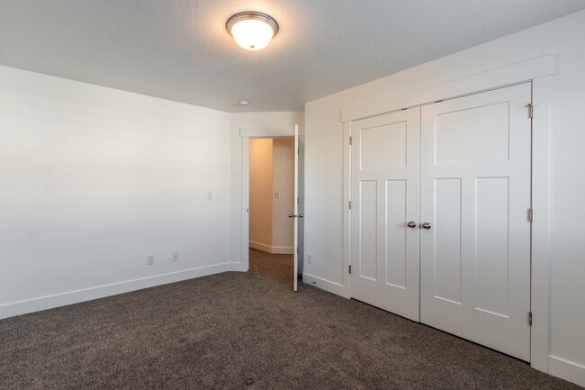 Building Photo - 15315 Tarawa Dr