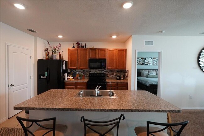 Building Photo - 4214 Roberta Dr