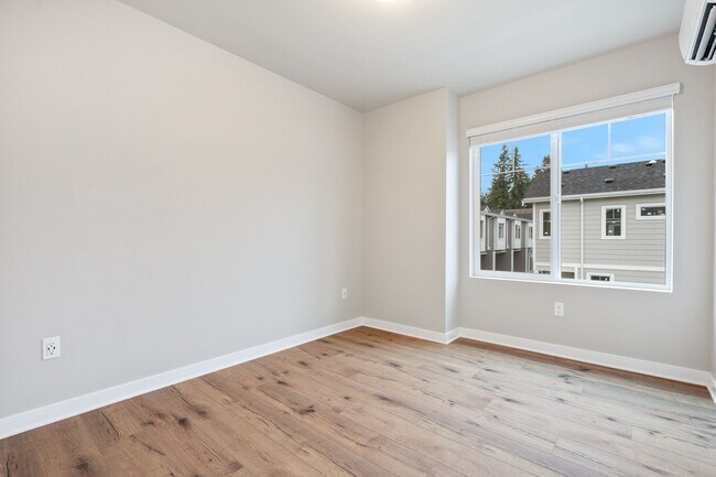 Building Photo - NEW CONSTRUCTION - 4 Bed | 3.5 Bathroom | ...