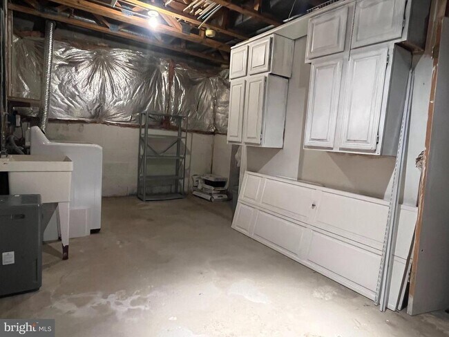 Building Photo - 11380 Cromwell Ct