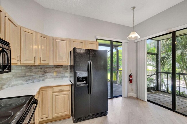 Building Photo - 2456 Treasure Isle Dr
