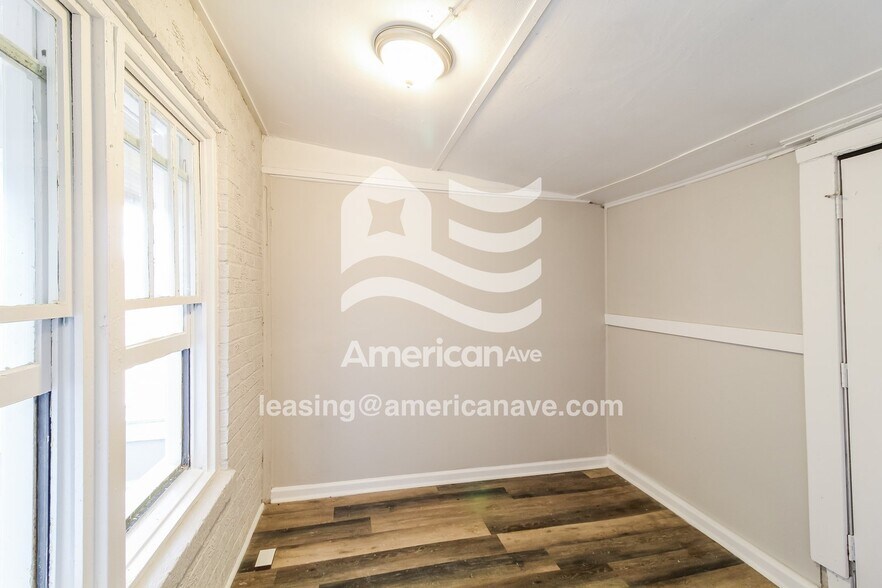 Building Photo - 2795 Cherry Ave