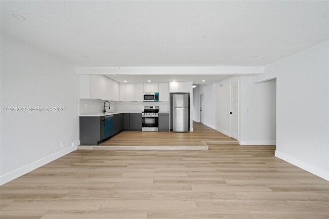 Building Photo - 7201 NW 46th Ct