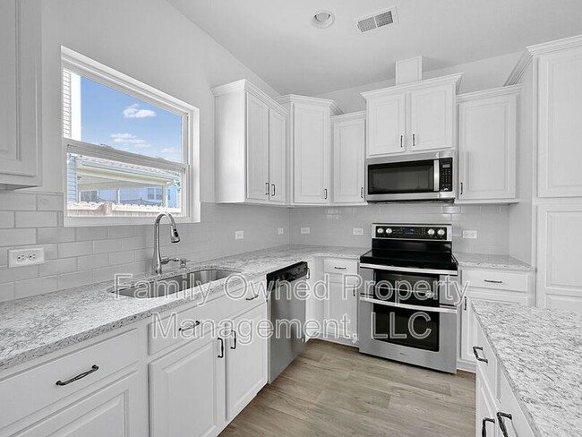 Building Photo - 105 Whimbrel Dr