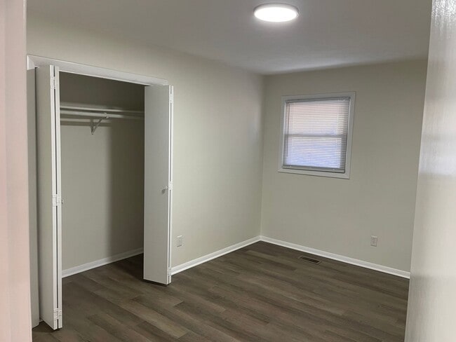 Building Photo - 3 Bedroom 2 Bathroom Home in Kingsport, TN