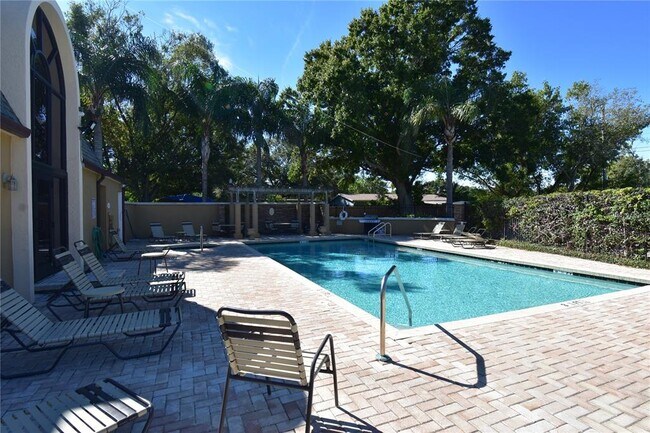 Building Photo - 10177 Sailwinds Blvd S