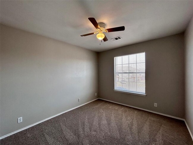 Building Photo - 2707 Westhampton Ct