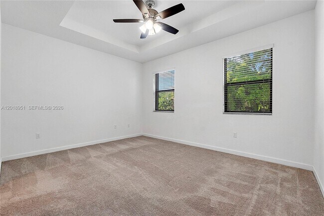 Building Photo - 1541 SW 28th St