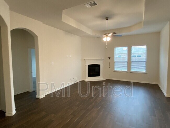 Building Photo - 2920 Brady Starr Dr