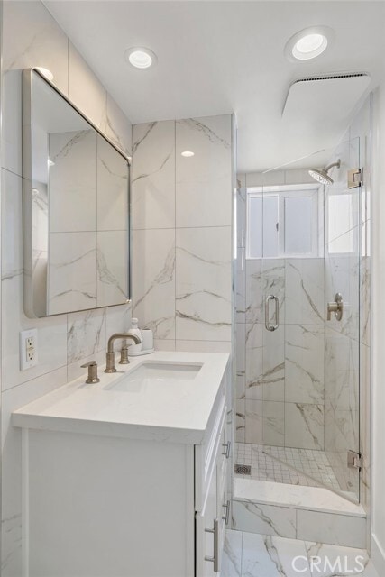 Building Photo - 1045 Gaviota Dr Unit B