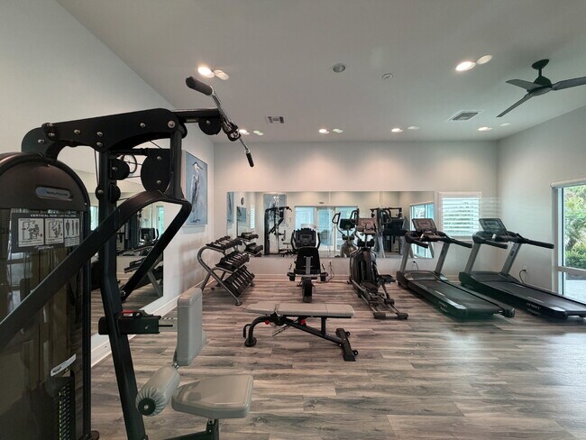 Building Photo - 3 Bedrooms | 2 Bathrooms | 2-Car Garage | Biscayne Landing – Gated Community