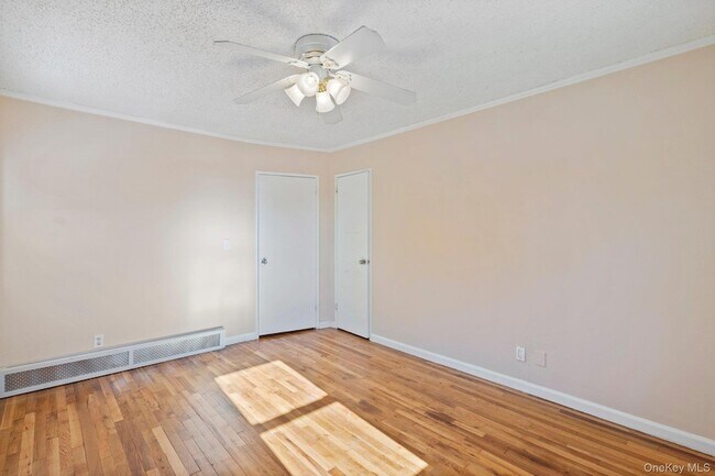 Building Photo - 65 W Broadway