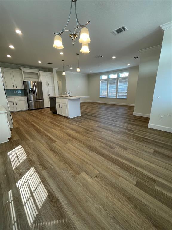 Building Photo - 3150 Bourbon St