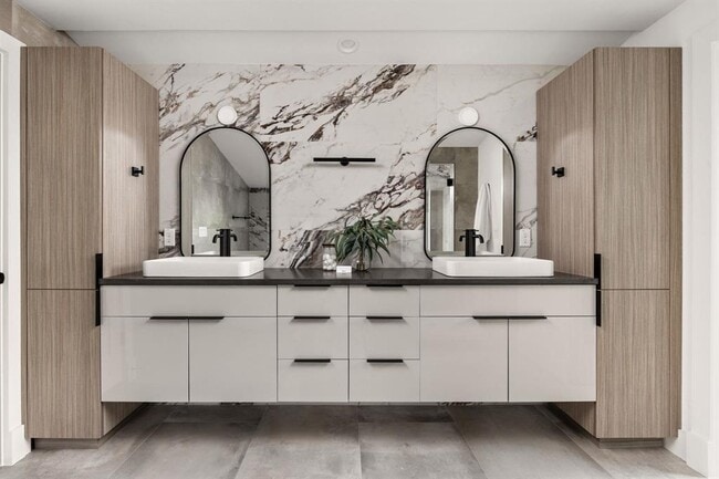 Building Photo - 2707 Stacy Ln