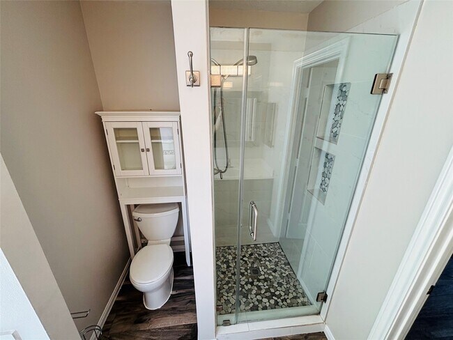 Building Photo - 17227 Lilac Vale Ct