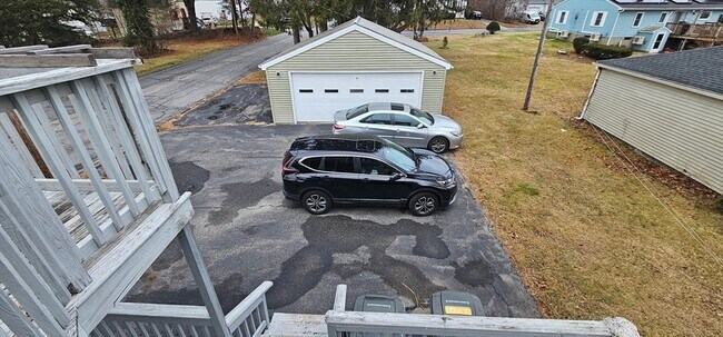 Building Photo - 39 Brook St