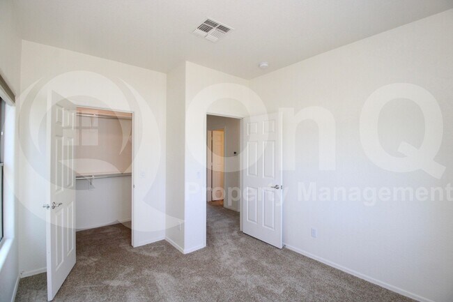 Building Photo - 17413 N 19th Run