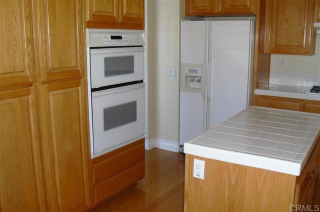 Building Photo - 973 Cordova Dr