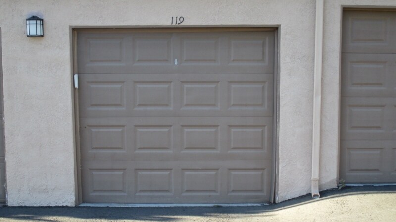 Building Photo - 1068 Calle Del Cerro