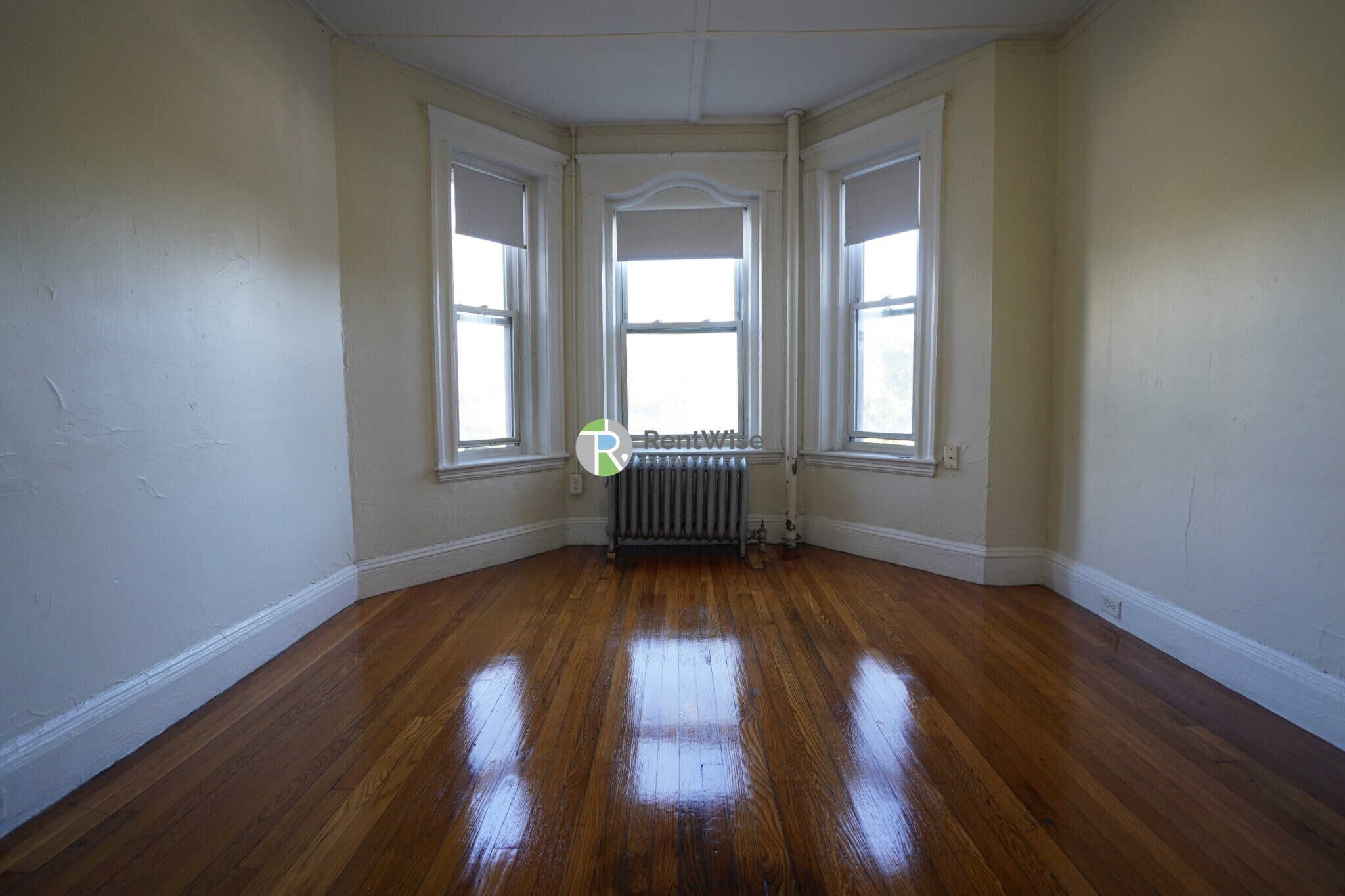 Building Photo - 1175 Boylston St