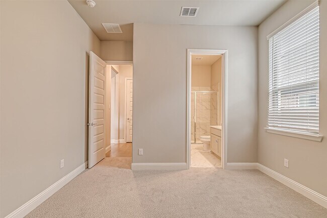 Building Photo - 7460 Cotton Top Trl