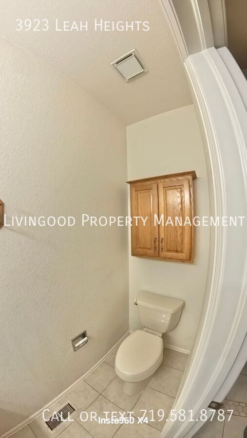 Building Photo - 3923 Leah Heights