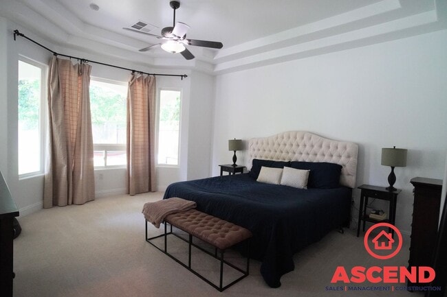 Building Photo - Elegant 3BD/2BA Home with Office Space in Bakersfield's Desirable 93312 — HOA Community, Gardener...