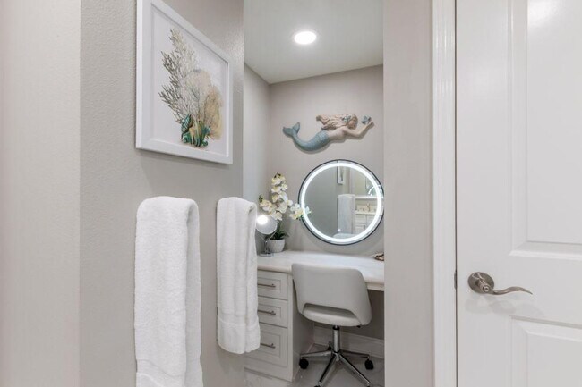 Building Photo - 3 Portofino Dr