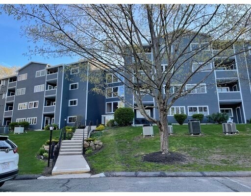 Building Photo - 500 Colonial Dr