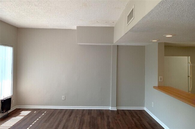 Building Photo - 6918 Trout St