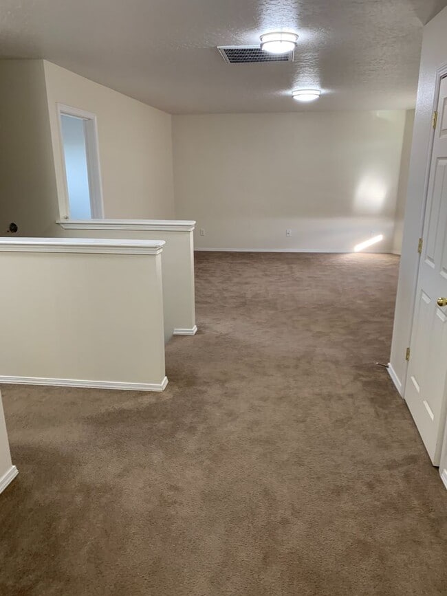Building Photo - Great home in the Sawtooth Lakes Neighborh...