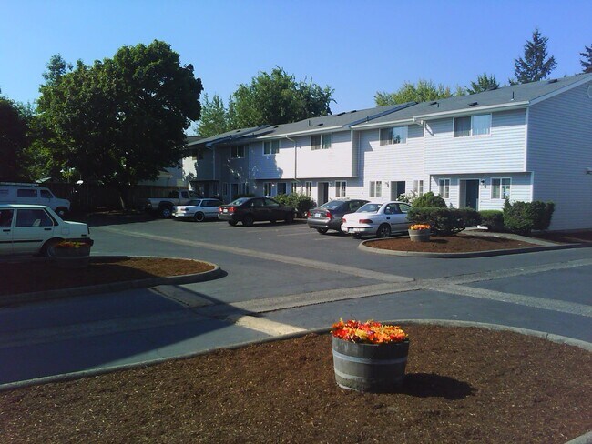 Primary Photo - Mountain View Townhouses
