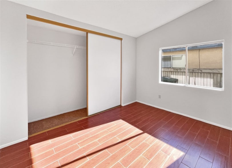 Building Photo - 12362 Highgate Ave