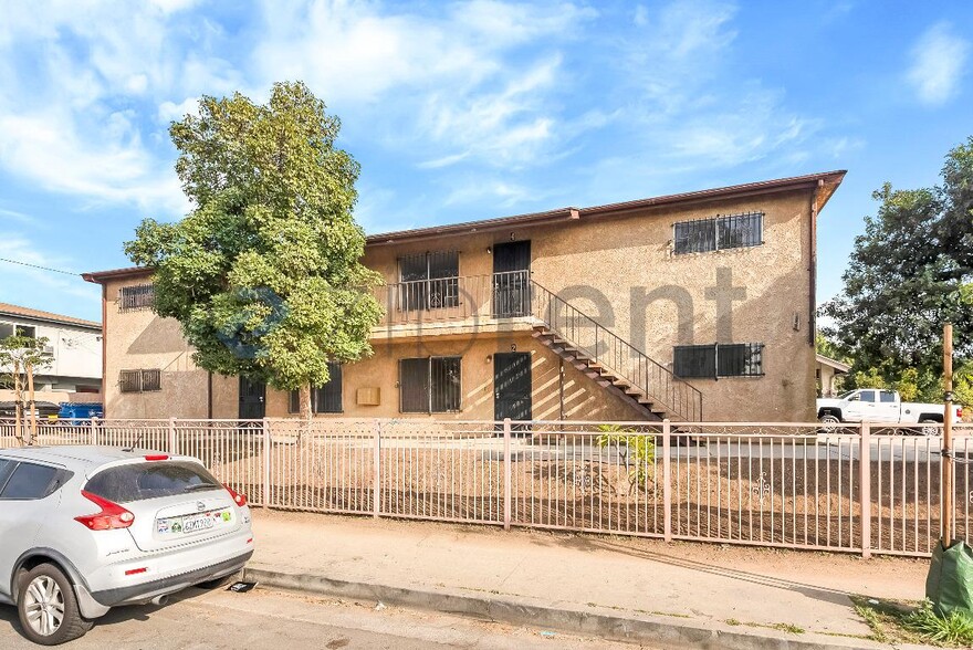 Building Photo - Unit 2