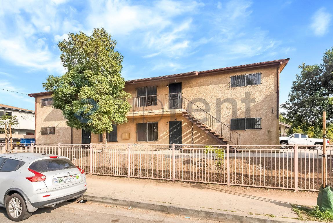 Building Photo - 2458 Normandie Ave