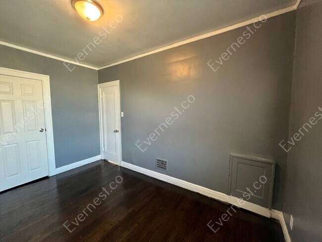 Building Photo - 13920 Littlefield St