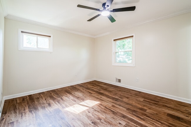 Building Photo - 5003 Stewart Ct