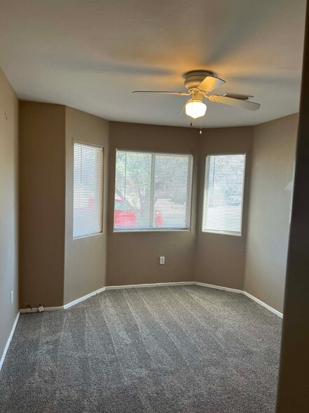 Building Photo - 8855 N Moonfire Dr