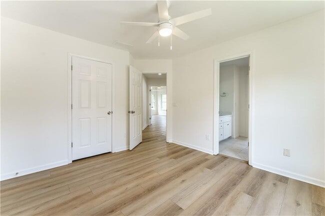 Building Photo - 3272 Pomarine Ln NW