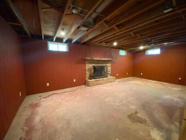 Building Photo - Coming Soon!!! Beautiful, Picture Perfect ...