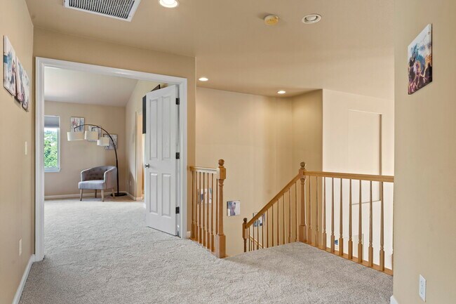 Building Photo - 2931 Blue Grouse Dr