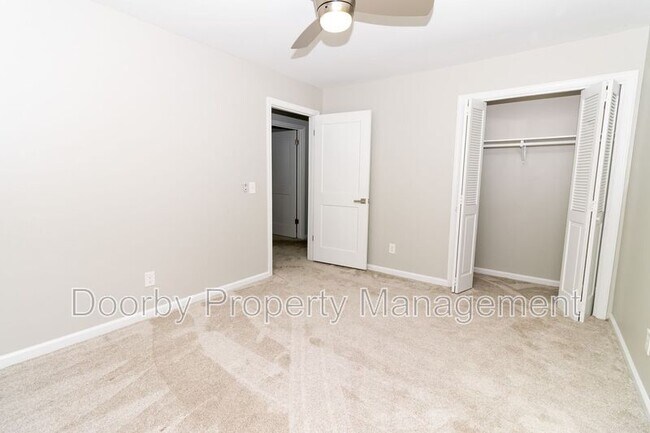 Building Photo - 1313 Timbercrest Ln