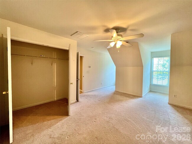 Building Photo - 10707 Fred Gutt Dr