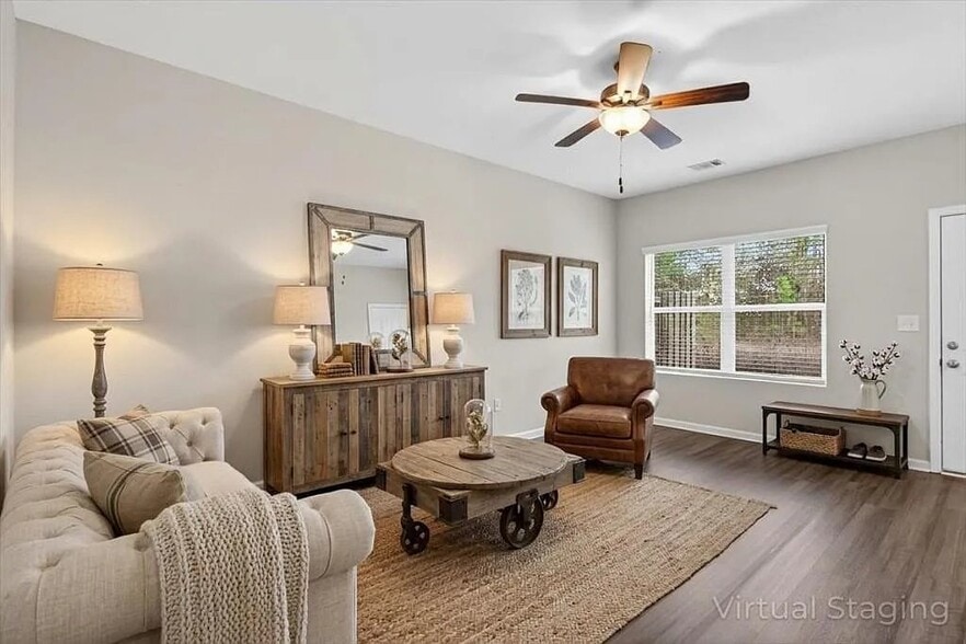 Building Photo - 138 Brexley Dr