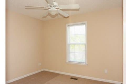 Building Photo - 301 Koufax Dr