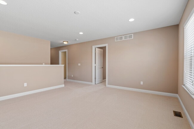 Building Photo - 965 Orchard Trail