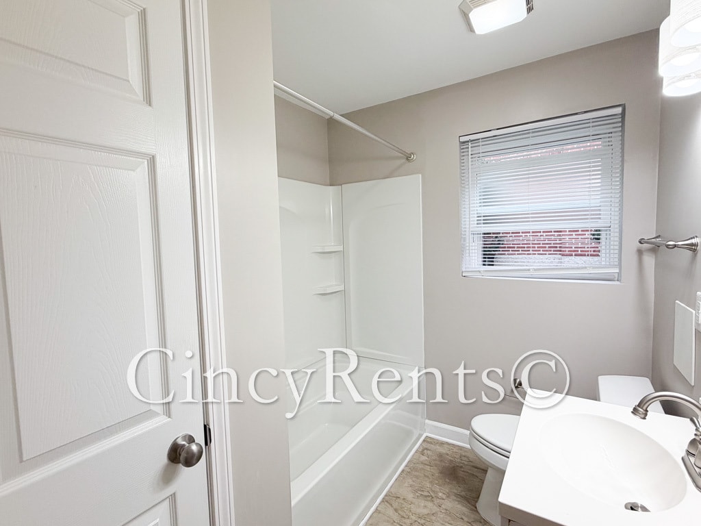 Building Photo - 4105 Paxton Woods Dr