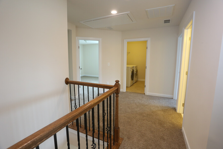 Laundry room upstairs - 2001 Trading Path Lane