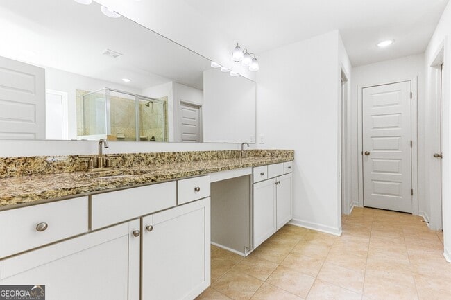 Building Photo - 1307 Trident Maple Chase