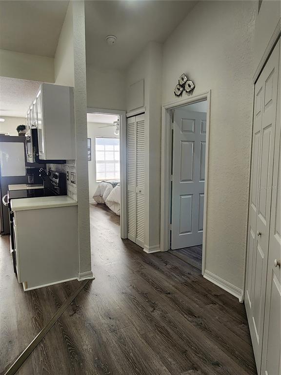 Building Photo - 6503 Fairway Gardens Dr